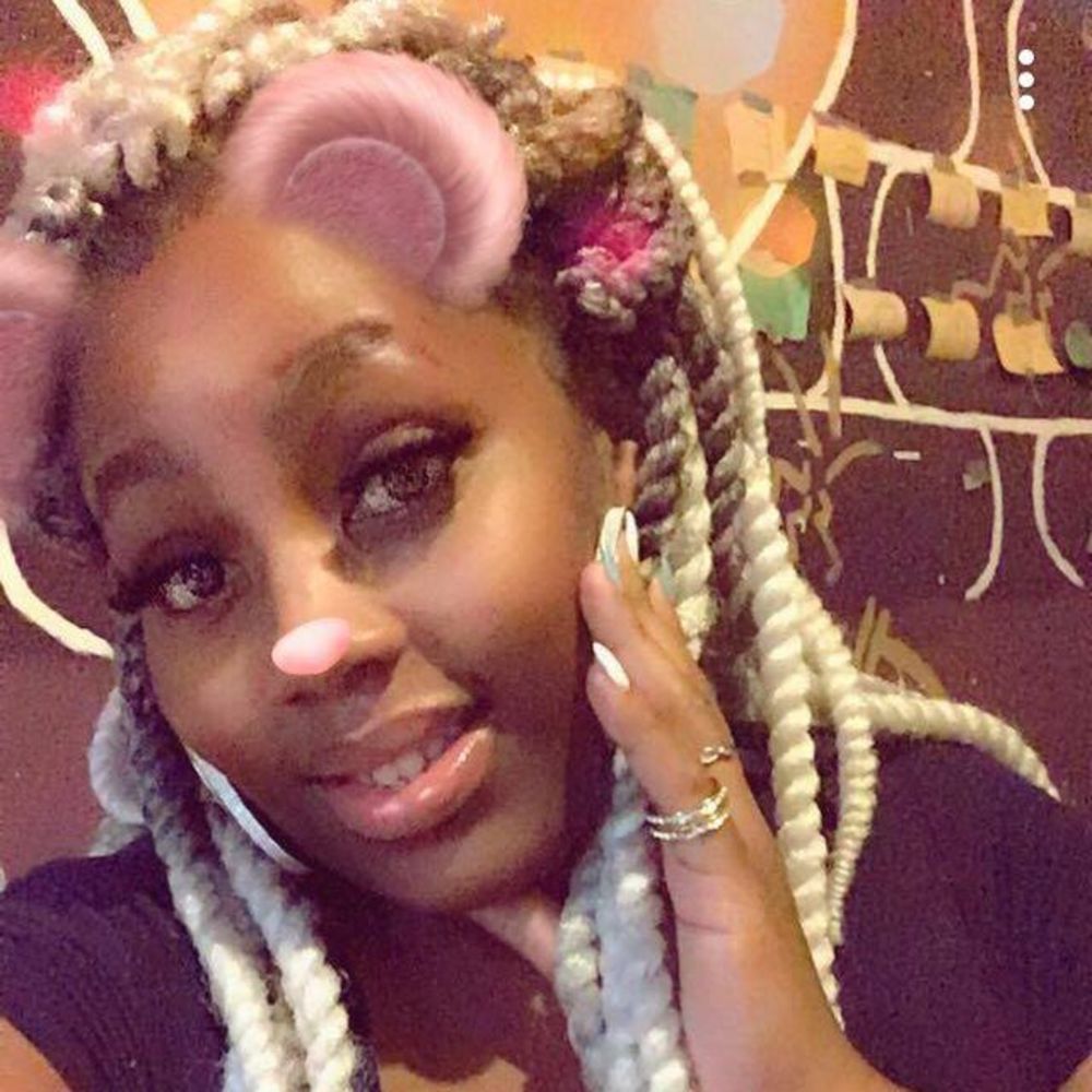 Meet your Posher, Quëën